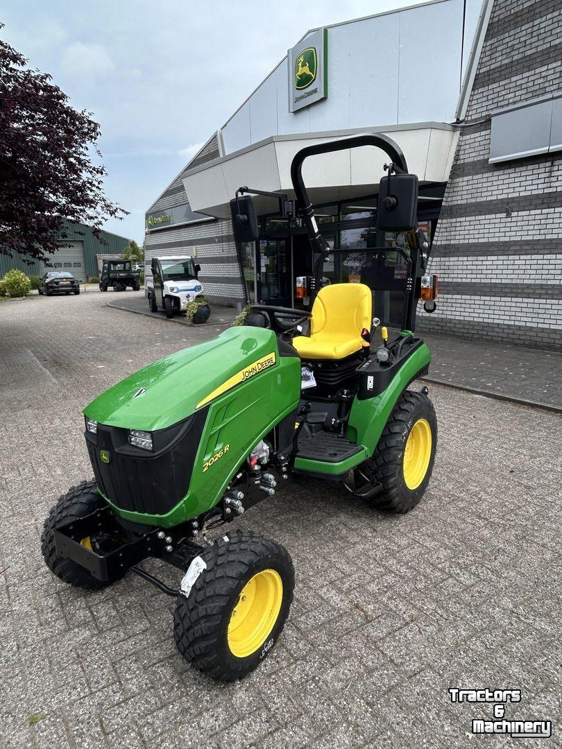 Smalspoor tractor John Deere 2026R