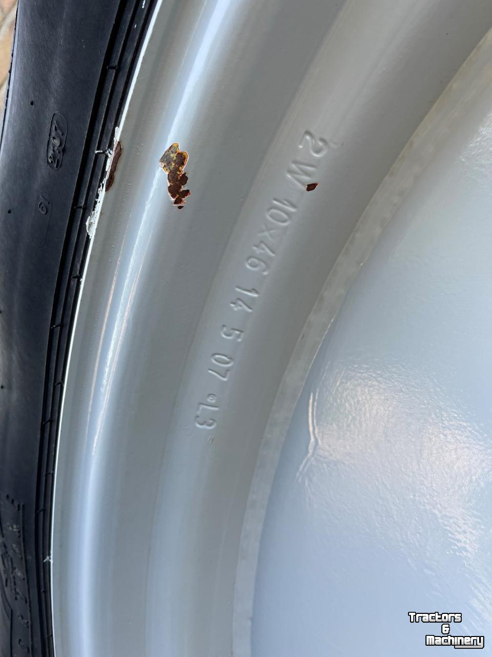 Wielen, Banden, Velgen & Afstandsringen Taurus 270/95R46