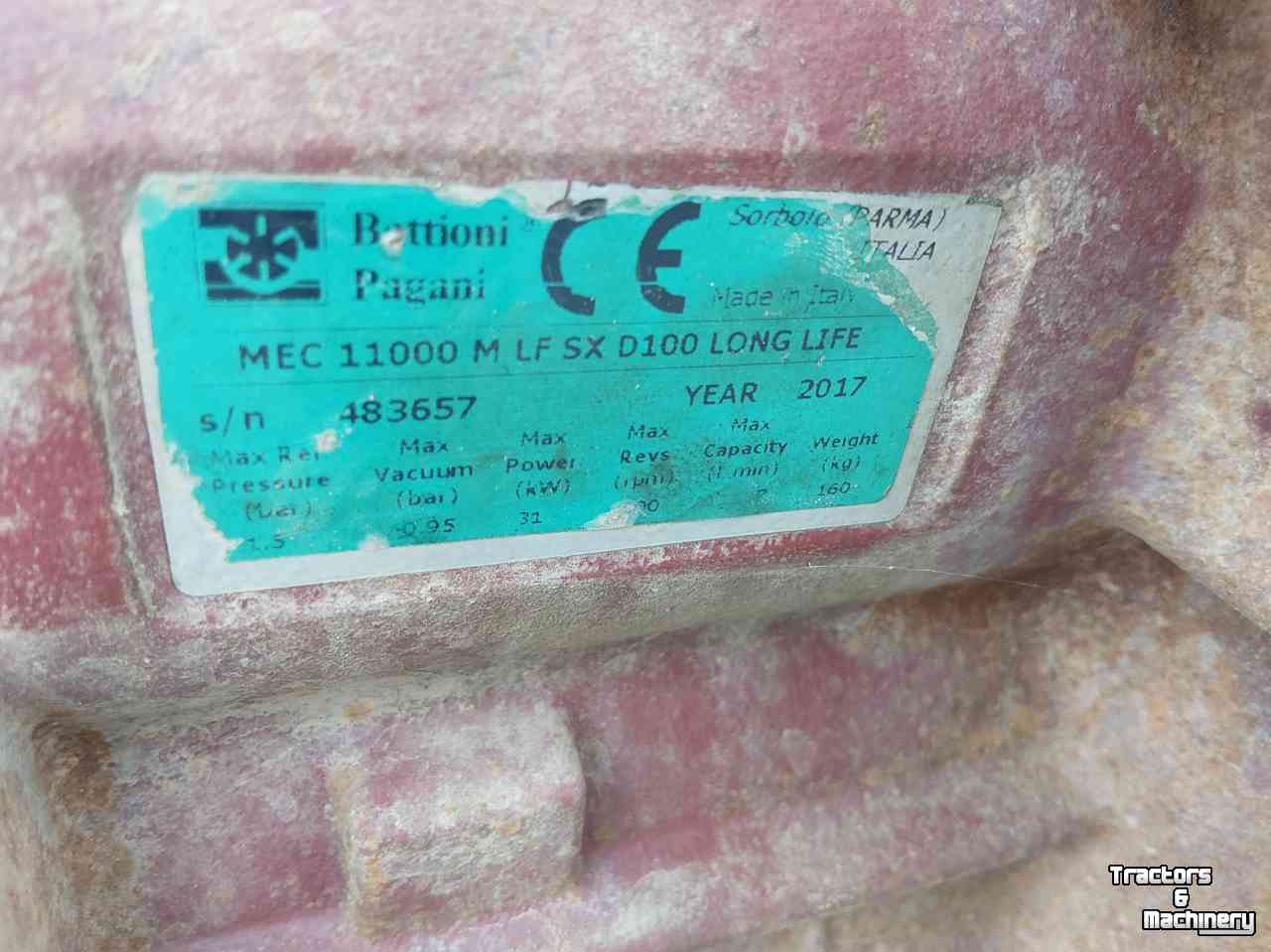 Mesttank Bazzoli LT 12000 Mesttank / Watertank
