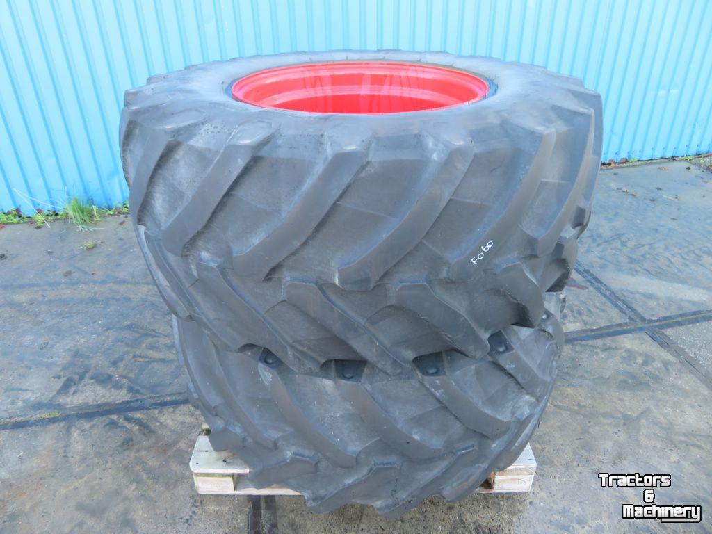 Wielen, Banden, Velgen & Afstandsringen Pirelli 600/65R28 Fendt 10 gaats 60%