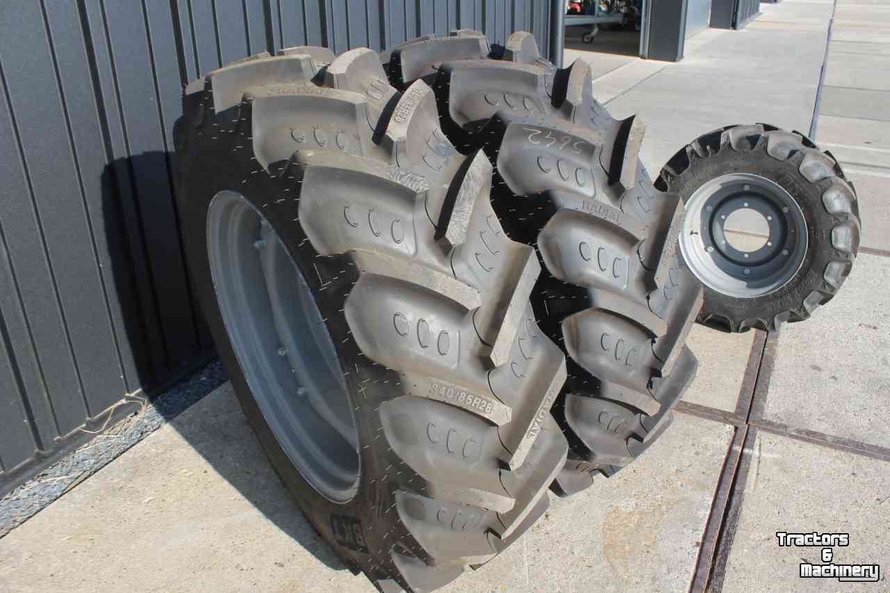 Wielen, Banden, Velgen & Afstandsringen BKT 340/85R28 Agrimax RT855 trekkerbanden tractorbanden wielen/velgen