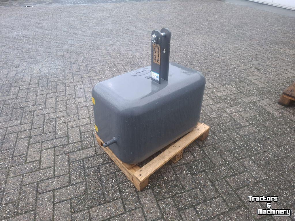 Gebruikte onderdelen van tractoren  450 KG