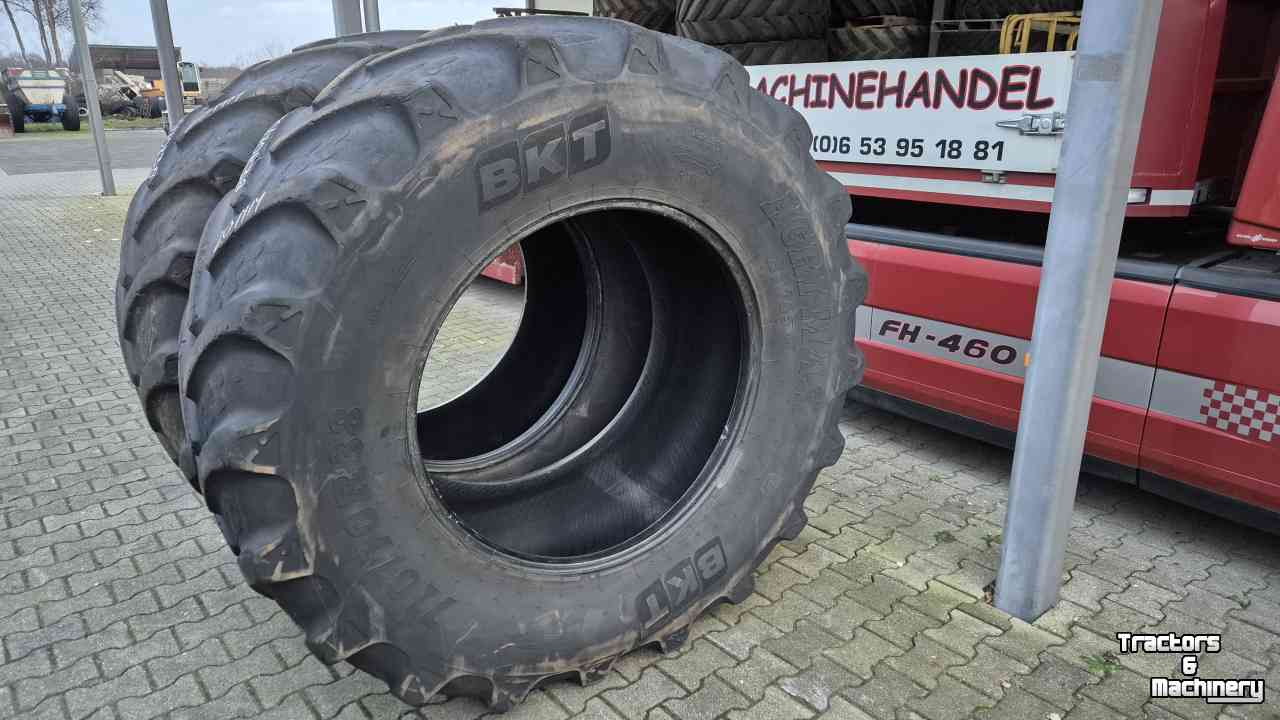 Wielen, Banden, Velgen & Afstandsringen BKT 710/70R38 Agrimax RT765M 20mm