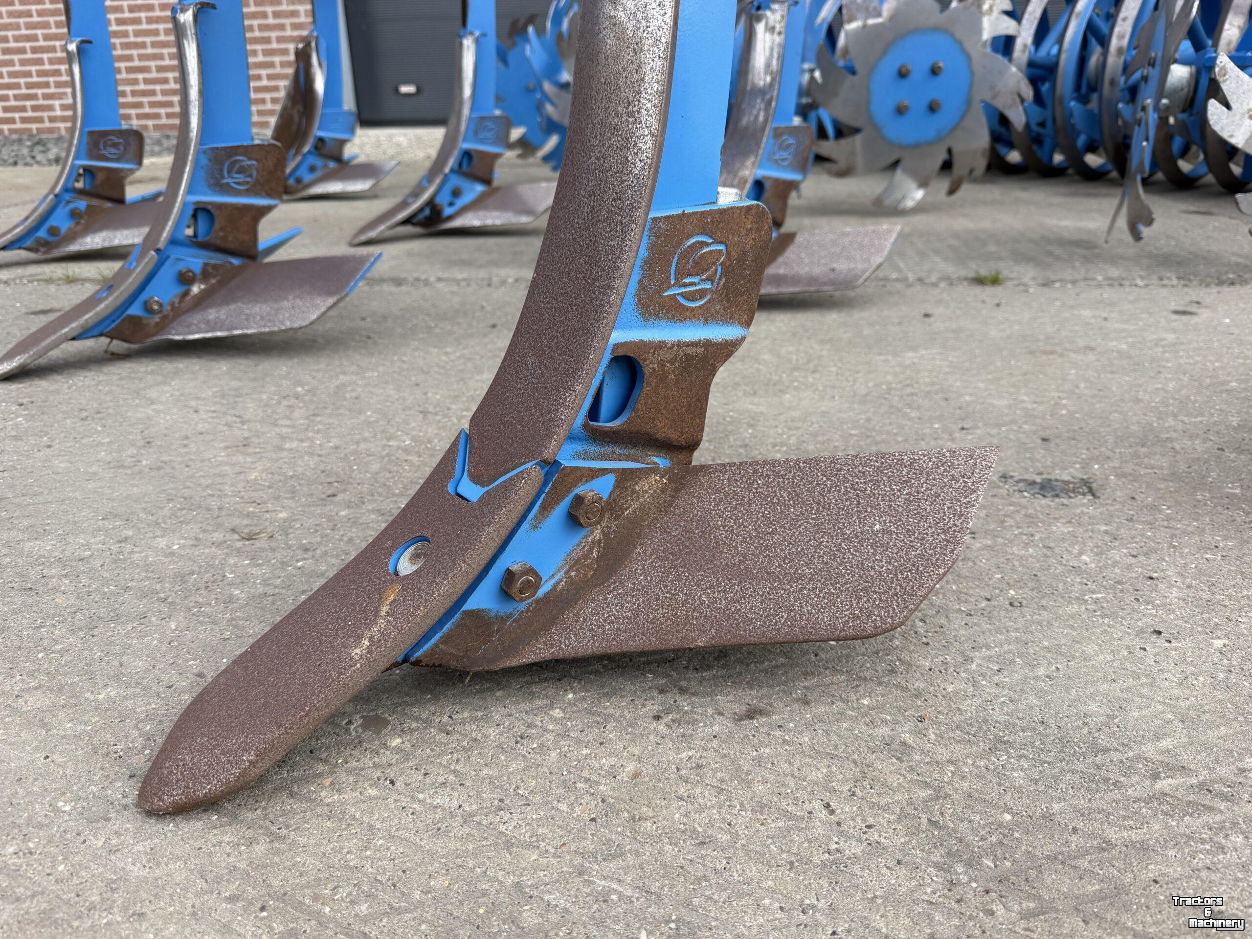 Cultivator Lemken Karat 10/300