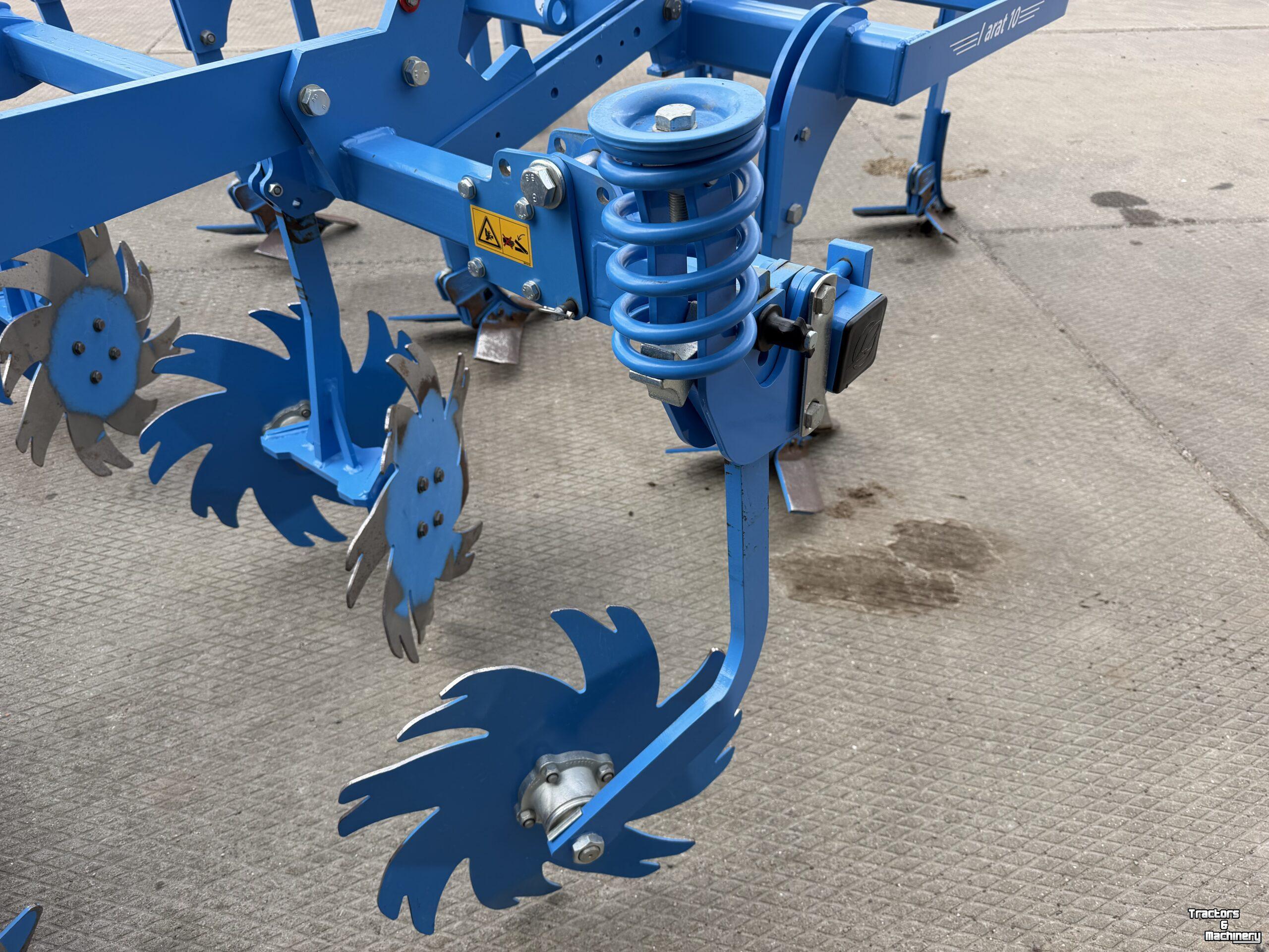 Cultivator Lemken Karat 10/300