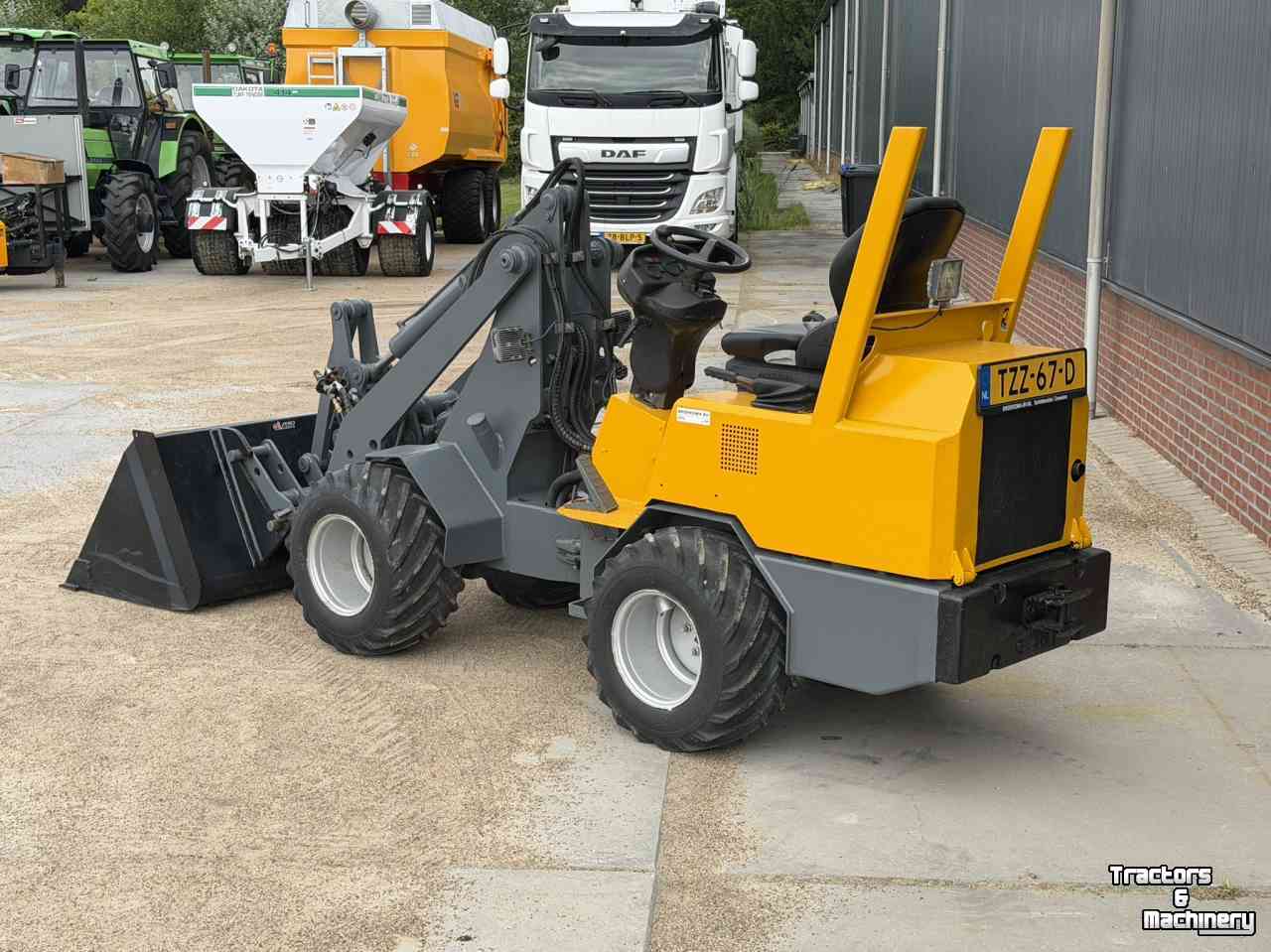 Shovel / Wiellader / Kniklader Giant D 262 S