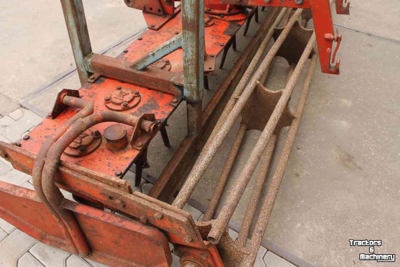 Rotorkopeg Lely Roterra 300-32 rotorkopeg rotoreg spijlenrol buizenrol mechanische hef