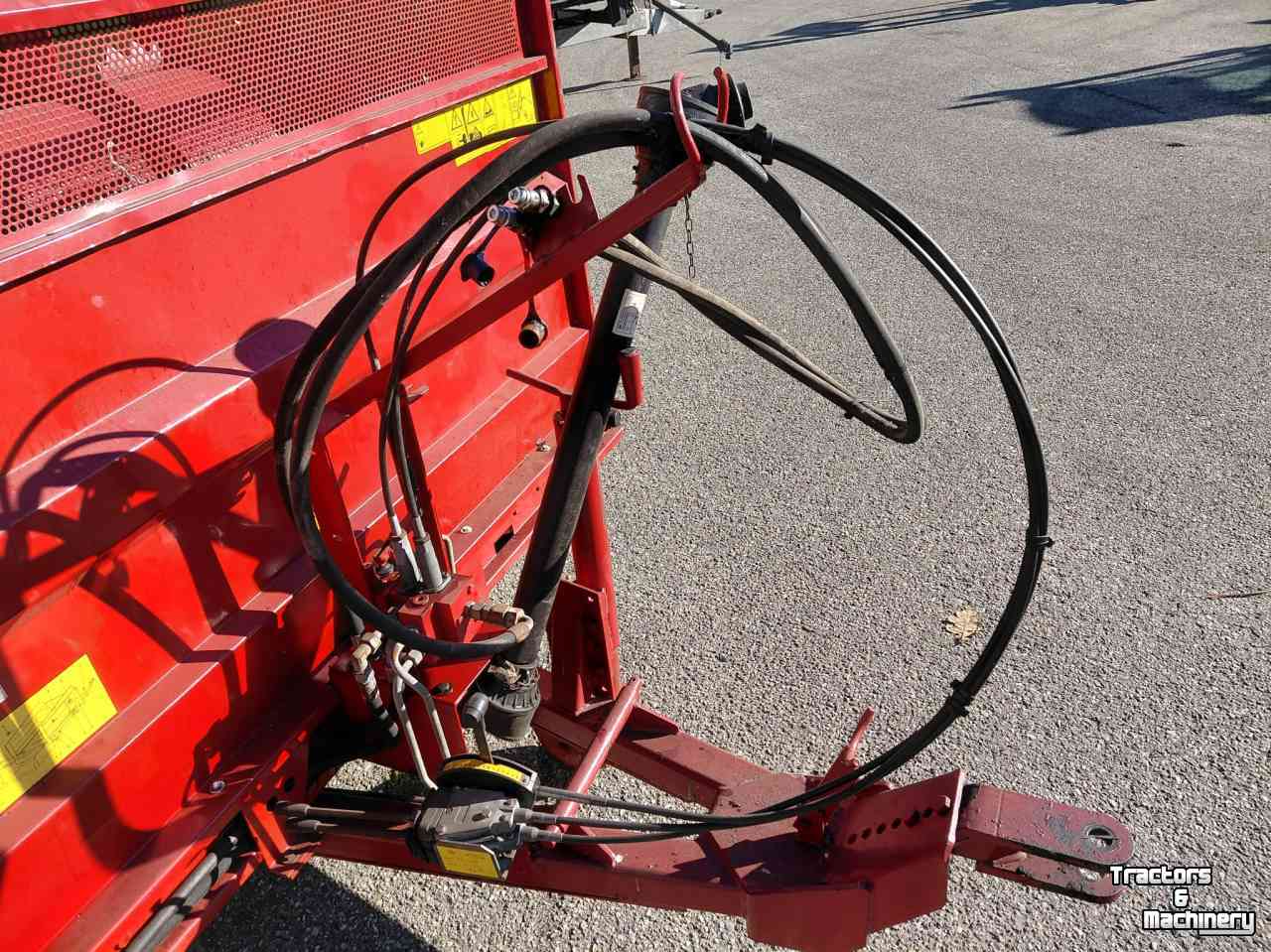 Blokkendoseerwagen Strautmann BVW blokkenwagen