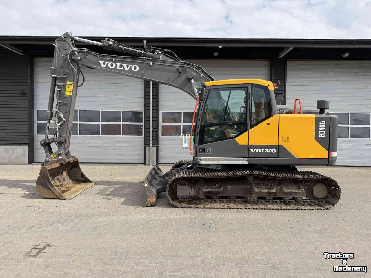 Rupskraan / Graafmachine op rupsen Volvo EC140EL