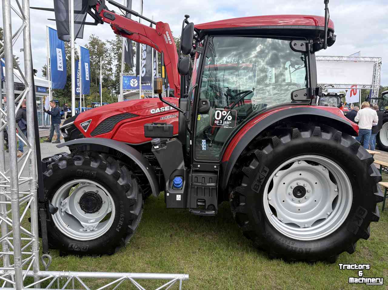 Tractor / Trekker Case-IH Farmall 100a zeer scherp geprijsd 0% financiering