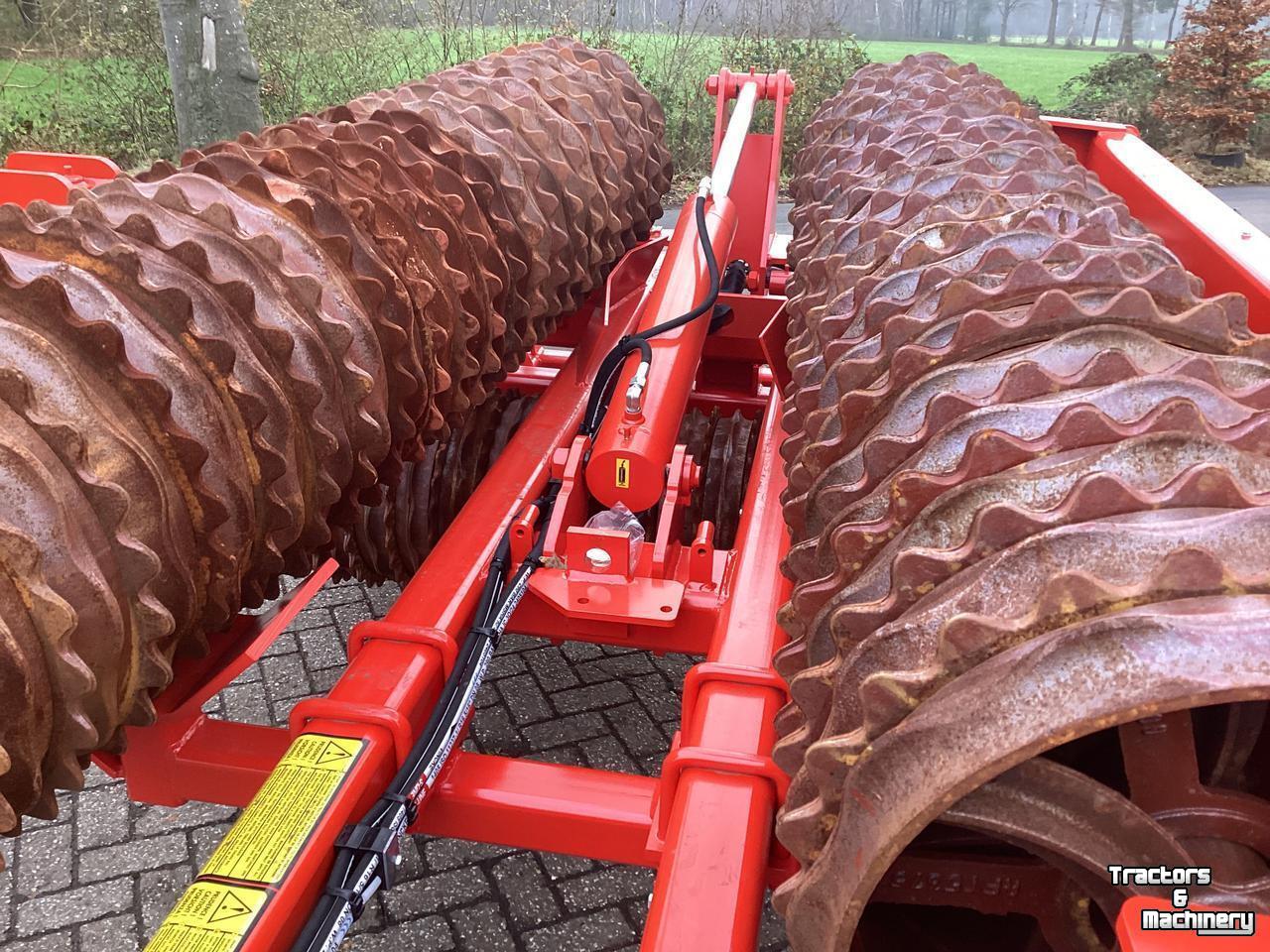 Overige grondbewerkingsmachines en toebehoren Quivogne Rollmot 630