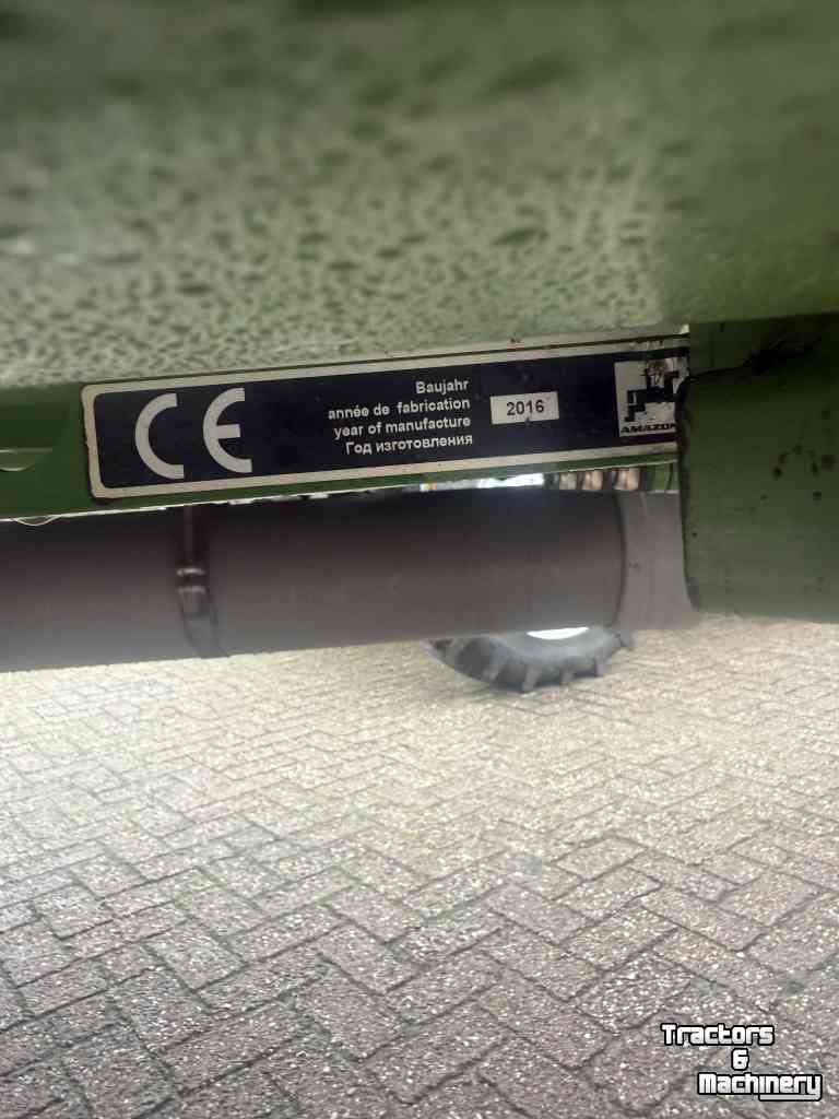 Veldspuit Amazone Ux5200