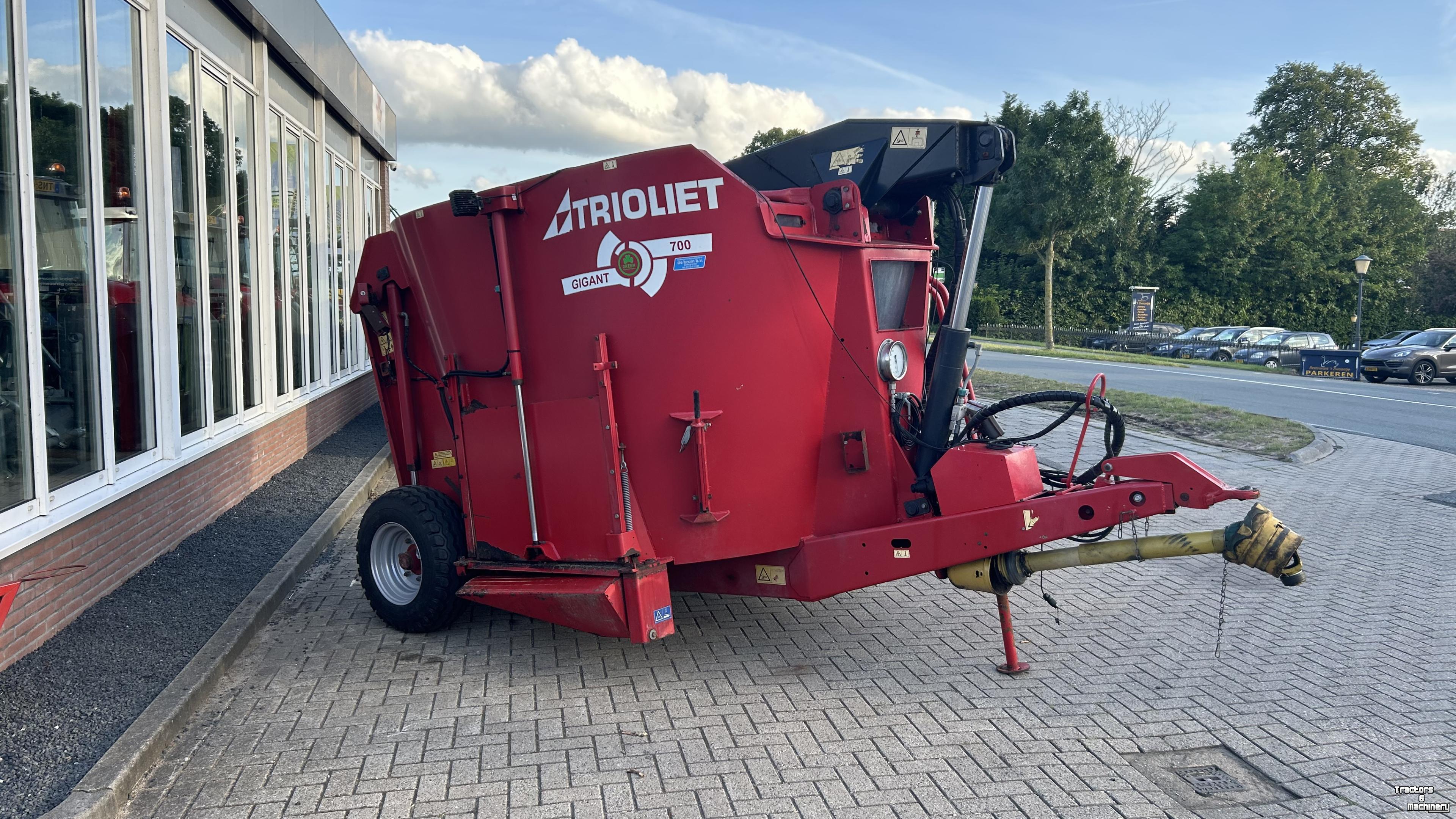 Voermengwagen Vertikaal Trioliet TRIOLIET GIGANT 700