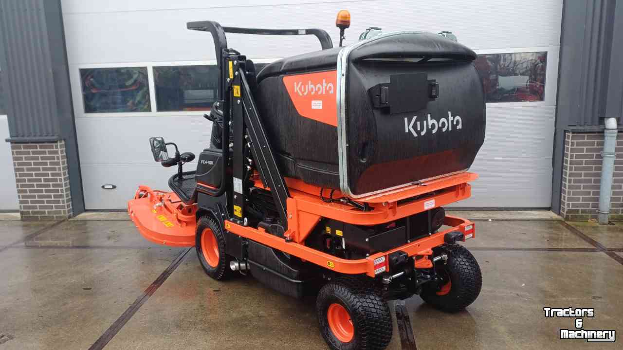 Zitmaaier Kubota FC2- FC3- FC4  frontmaaier met opvang   - Gianni Ferrari