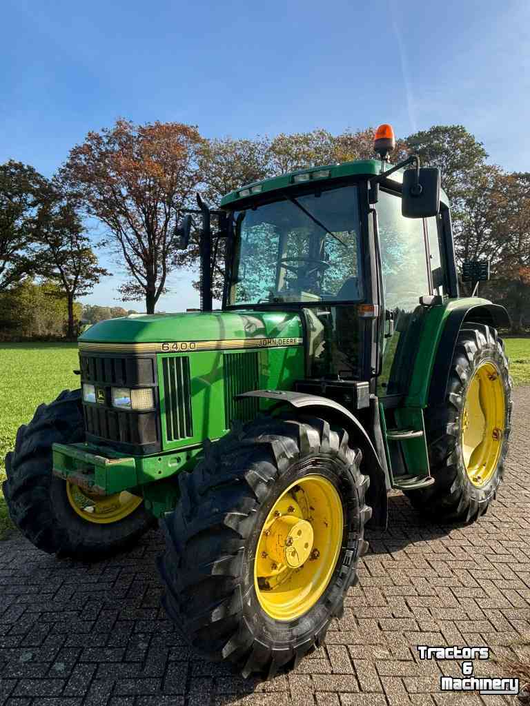 Tractor / Trekker John Deere 6400