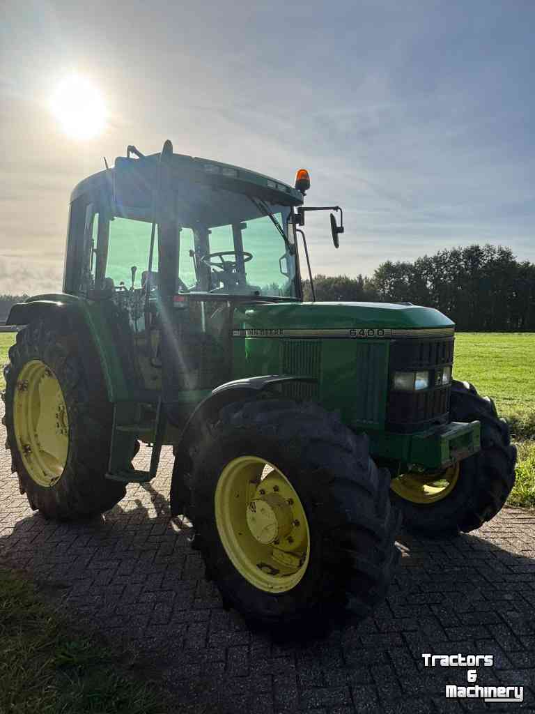 Tractor / Trekker John Deere 6400