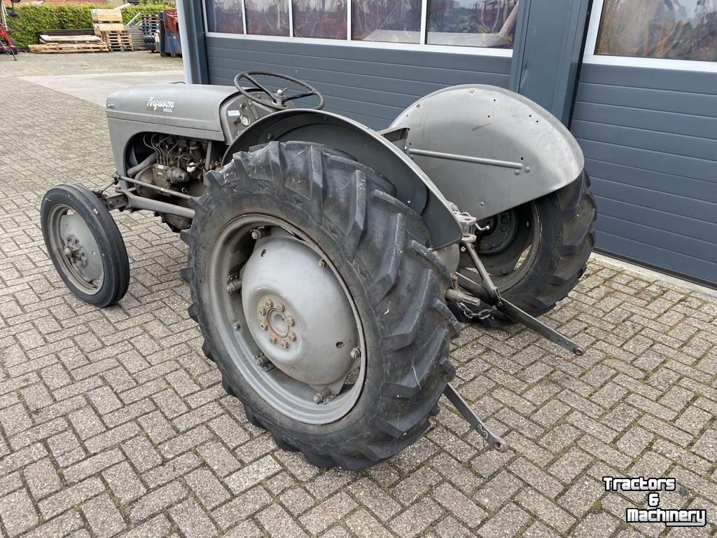 Tractor / Trekker Massey Ferguson TEF