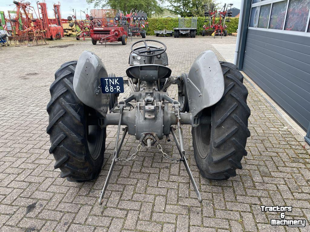 Tractor / Trekker Massey Ferguson TEF