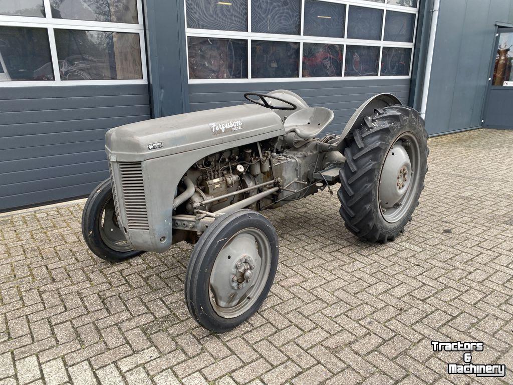 Tractor / Trekker Massey Ferguson TEF
