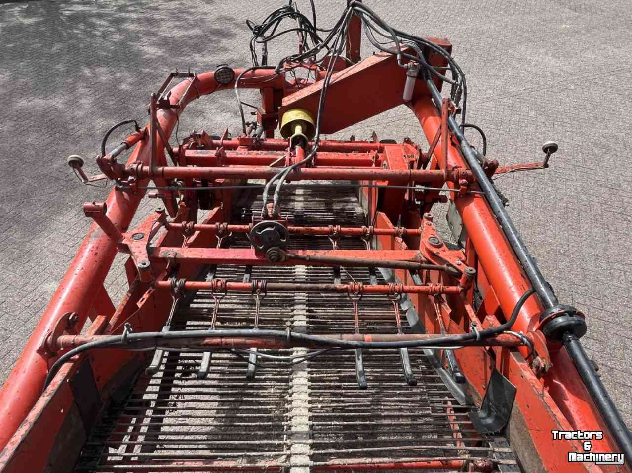 Uienrooier Grimme DL 1500, uienrooier, egelband