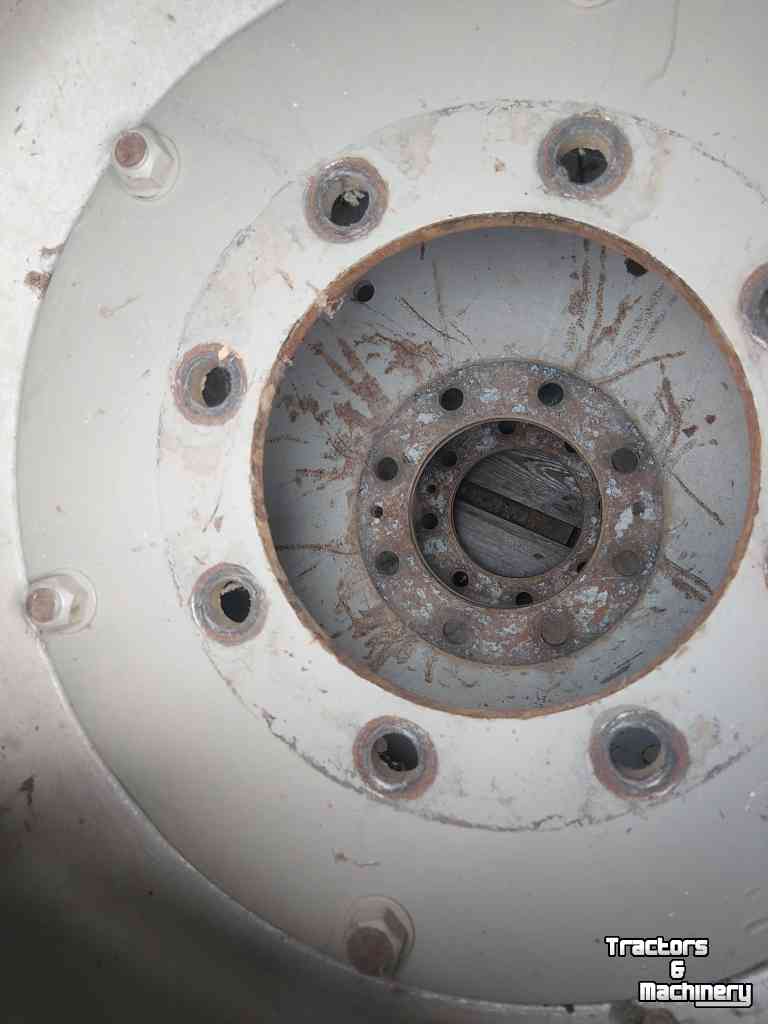 Wielen, Banden, Velgen & Afstandsringen Massey Ferguson Cultuur wielen 270/95 R48 270/95 R32