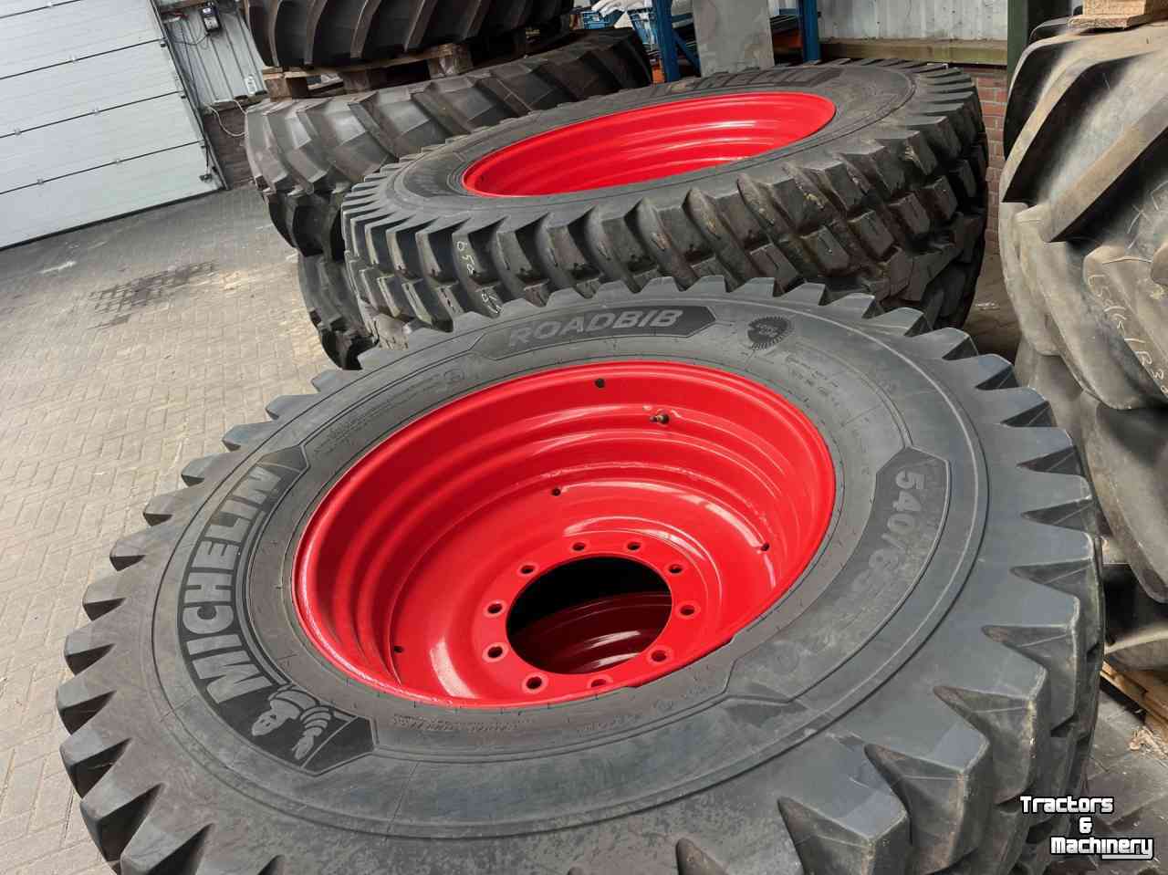 Wielen, Banden, Velgen & Afstandsringen Michelin v 540/65- r 30/ a 650/65- r 42