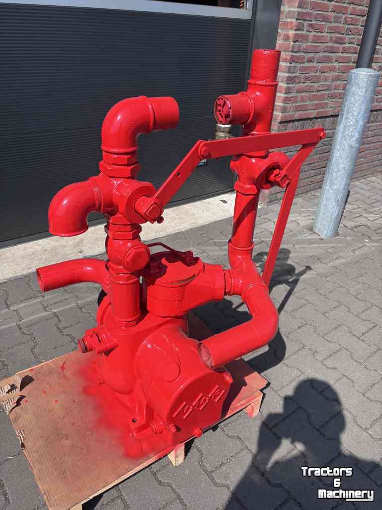 Mestpomp Veenhuis Super pomp & Ipsam vacuümpomp mestpomp