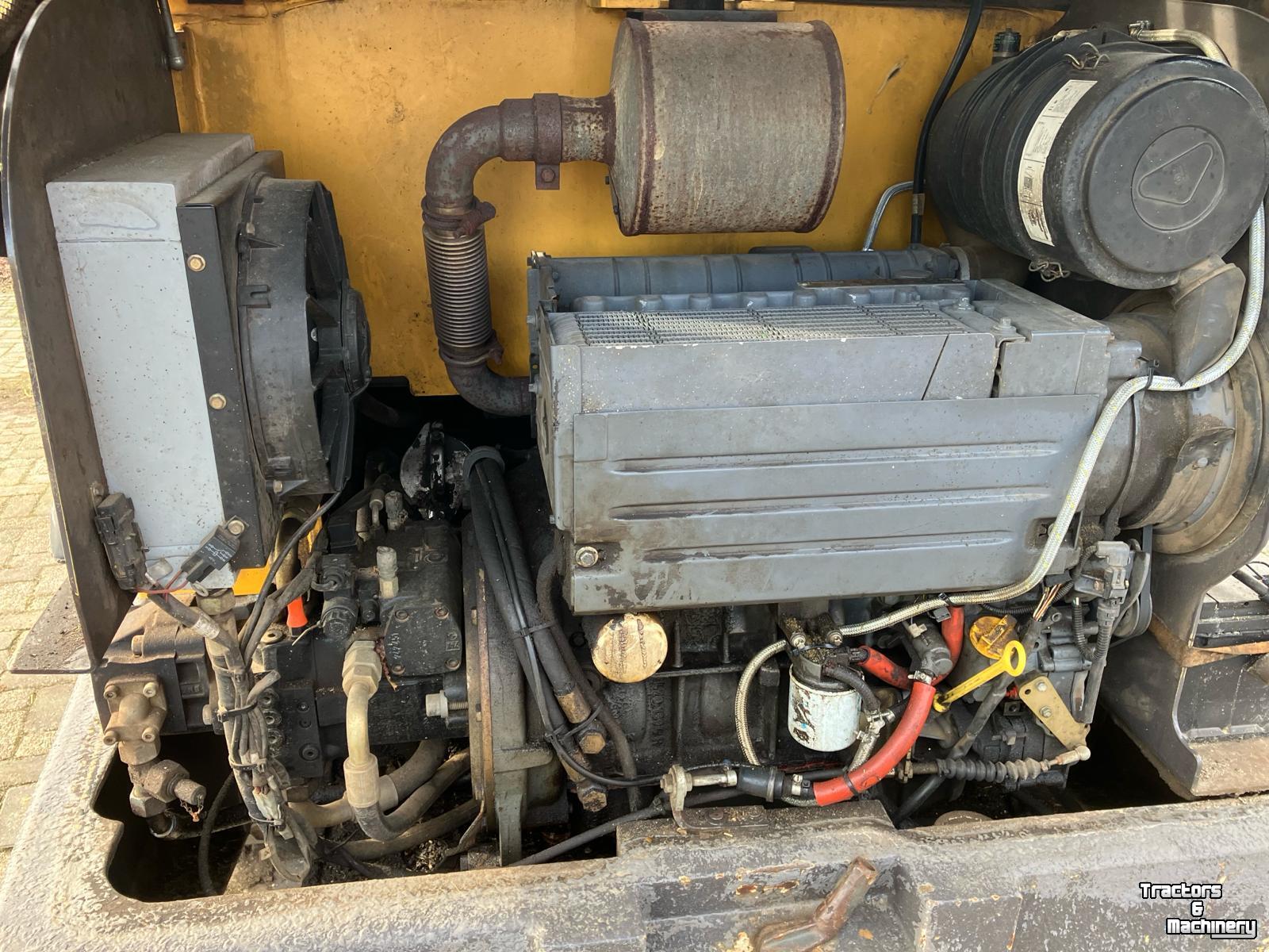 Shovel / Wiellader / Kniklader Ahlmann AL80