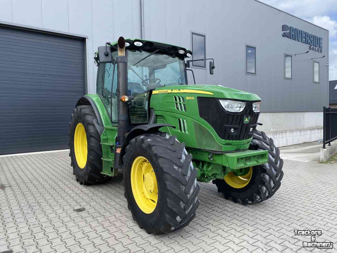 Tractor / Trekker John Deere 6140R