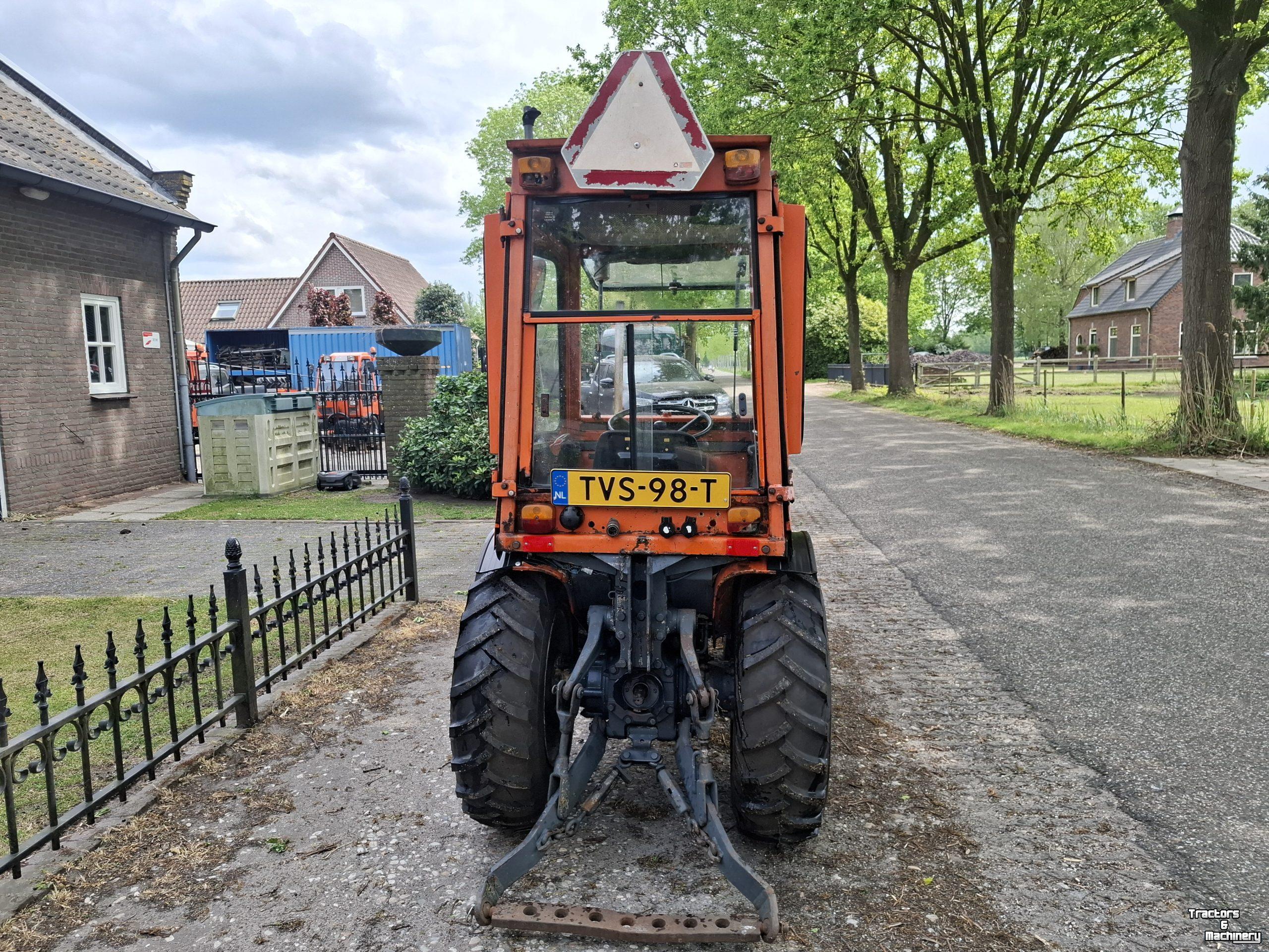 Smalspoor tractor Holder a550