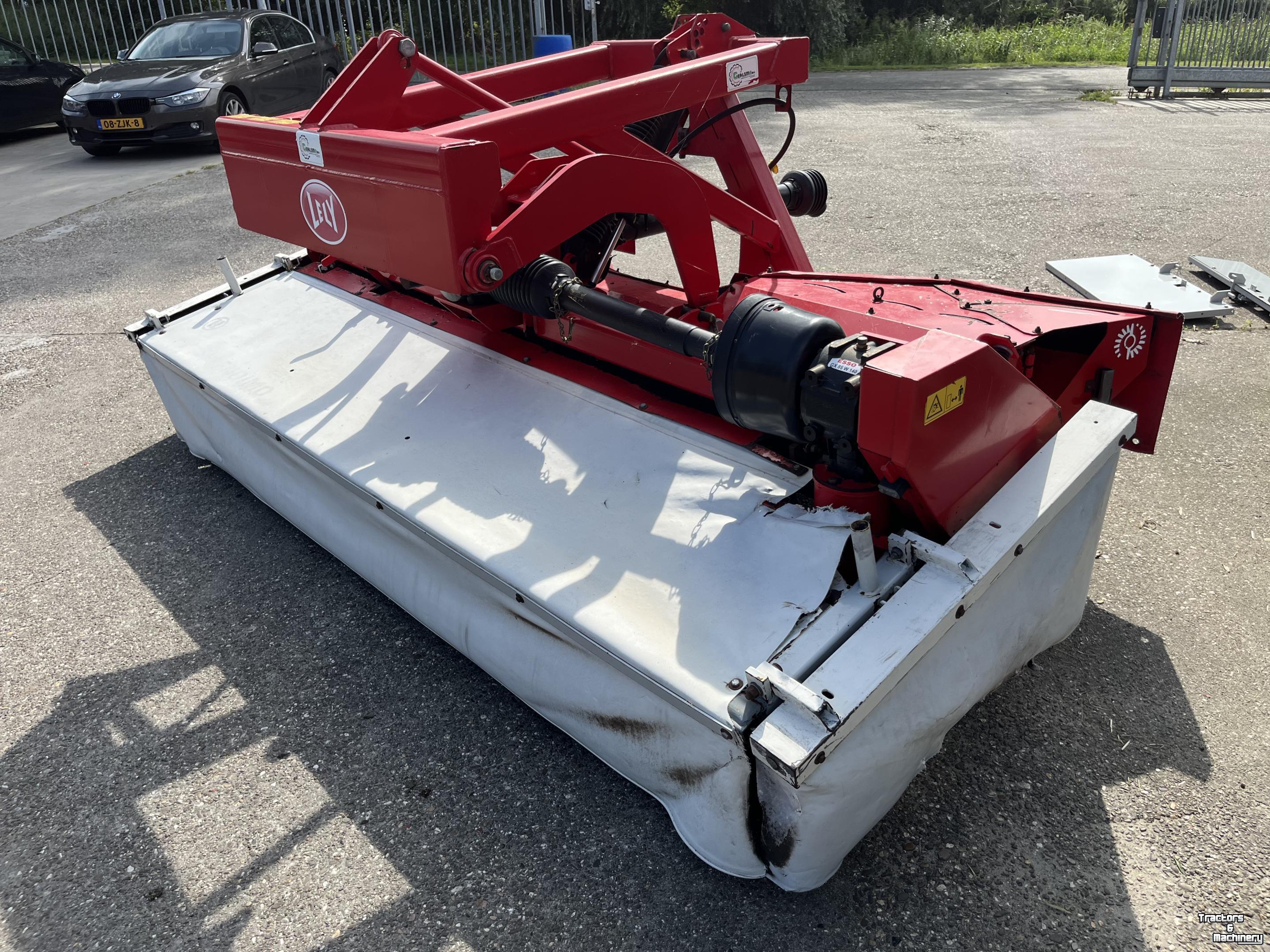 Maaier Lely 320 Fc