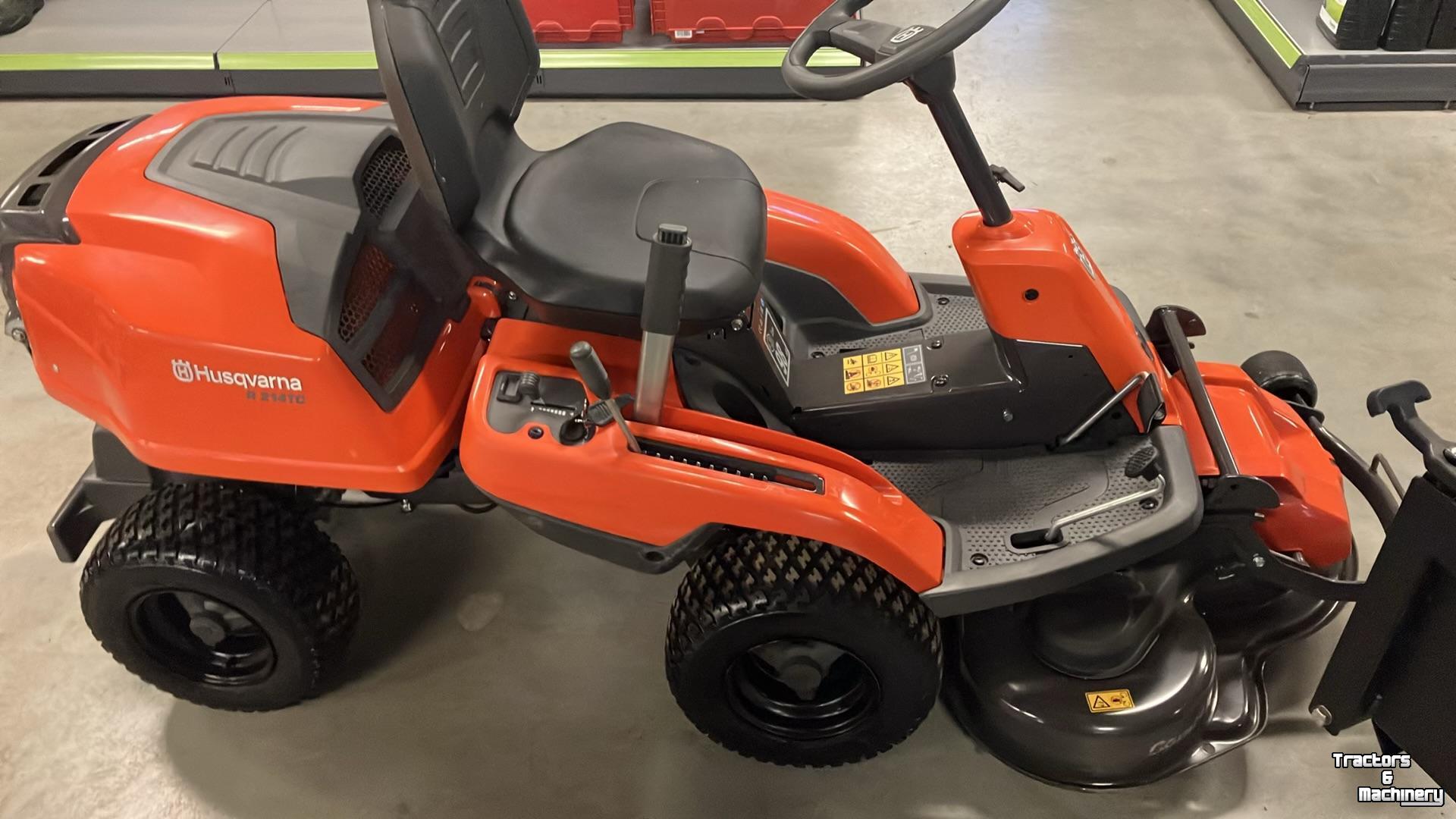 Zitmaaier Husqvarna R214