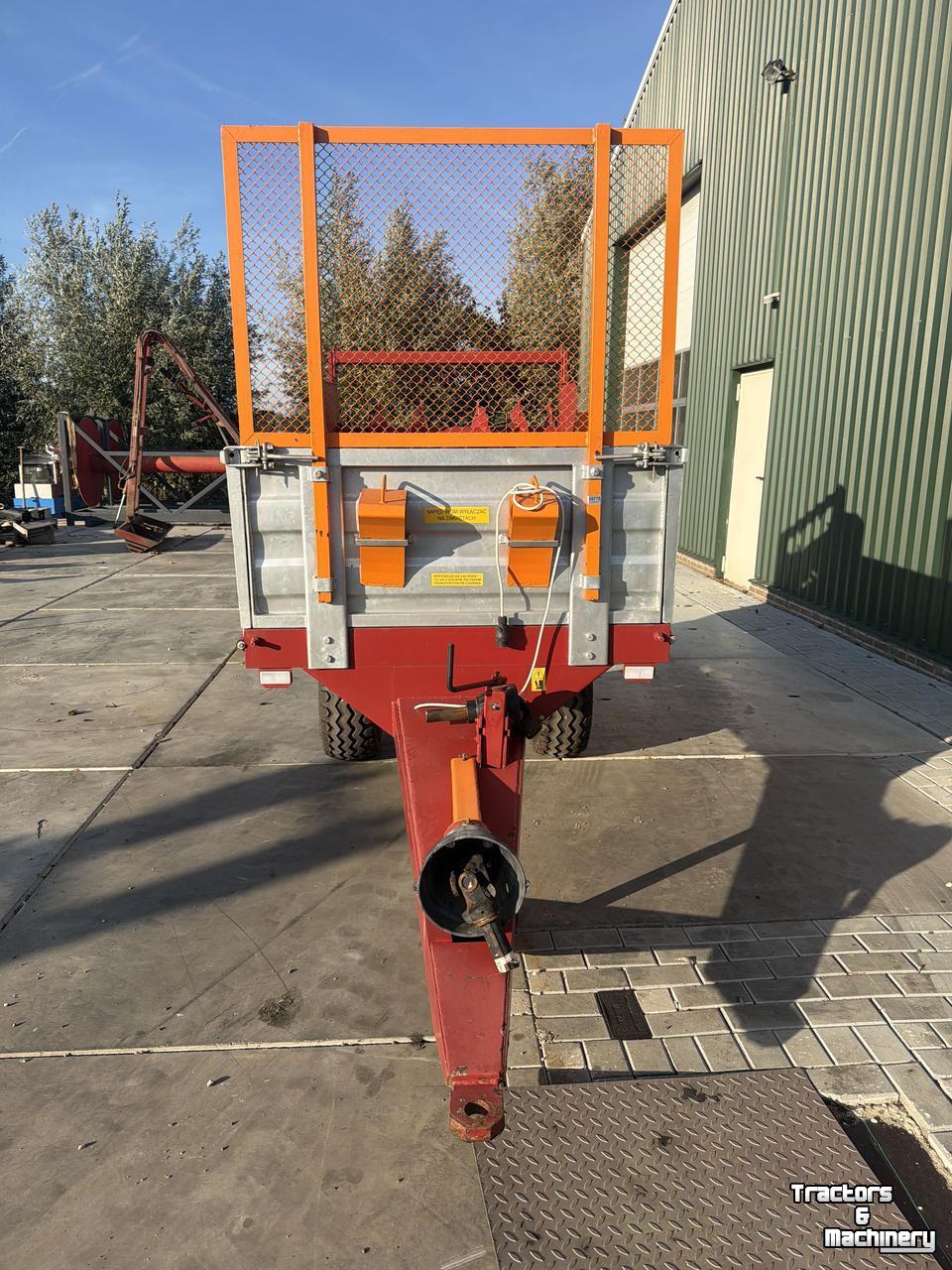Mestverspreider / Stalmeststrooier  Mini meststrooier