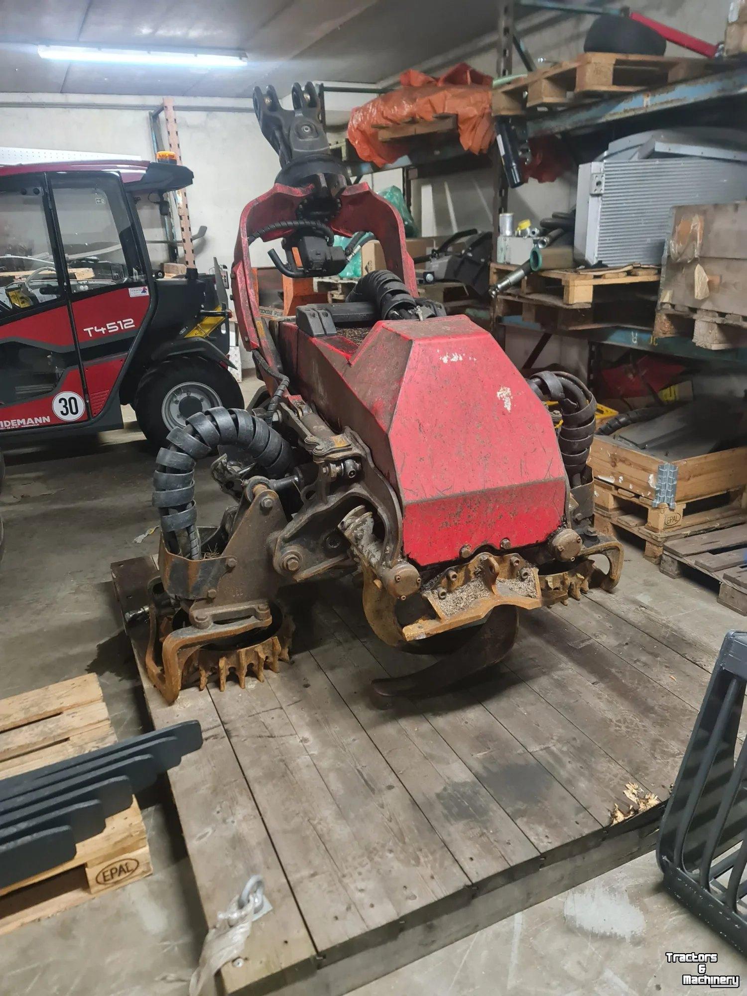 Bomenknippers Komatsu C144 KOP