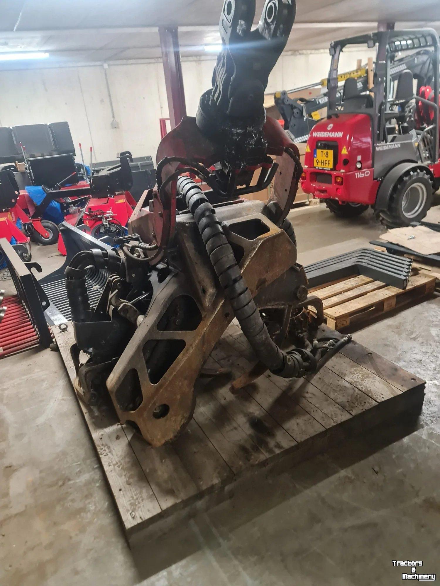 Bomenknippers Komatsu C144 KOP