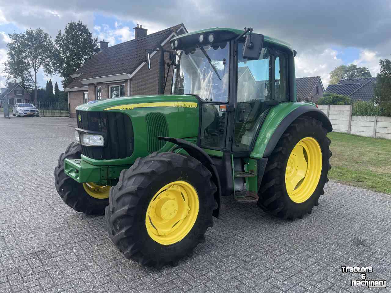 Tractor / Trekker John Deere 6220 PowerQuad 24-speed