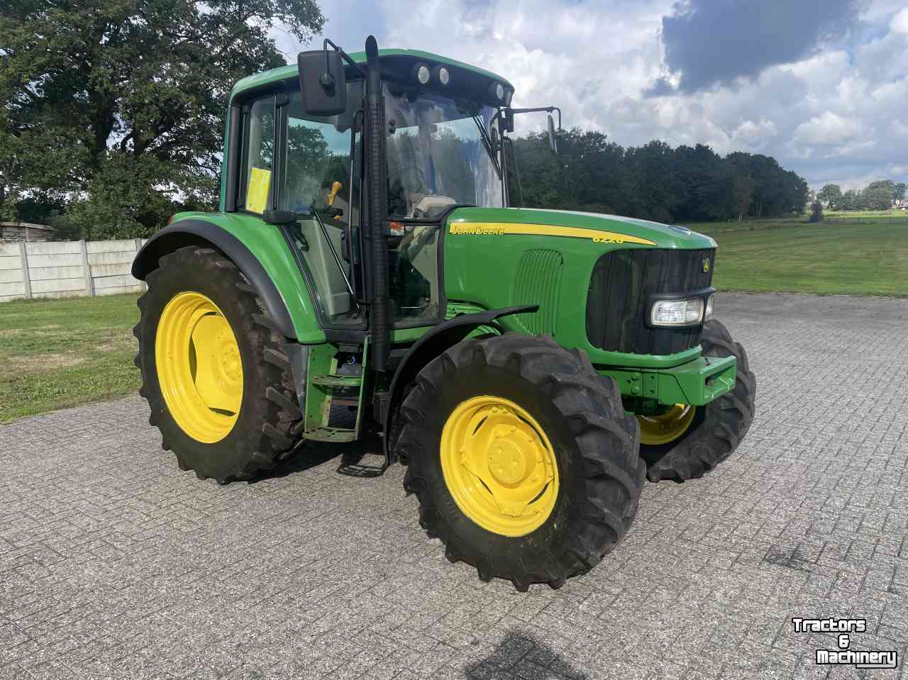 Tractor / Trekker John Deere 6220 PowerQuad 24-speed