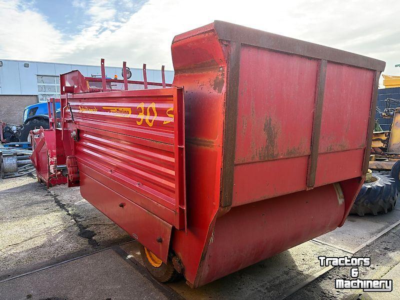Voerverdeelwagen  / Voerdoseerwagen Schuitemaker Amigo 30S