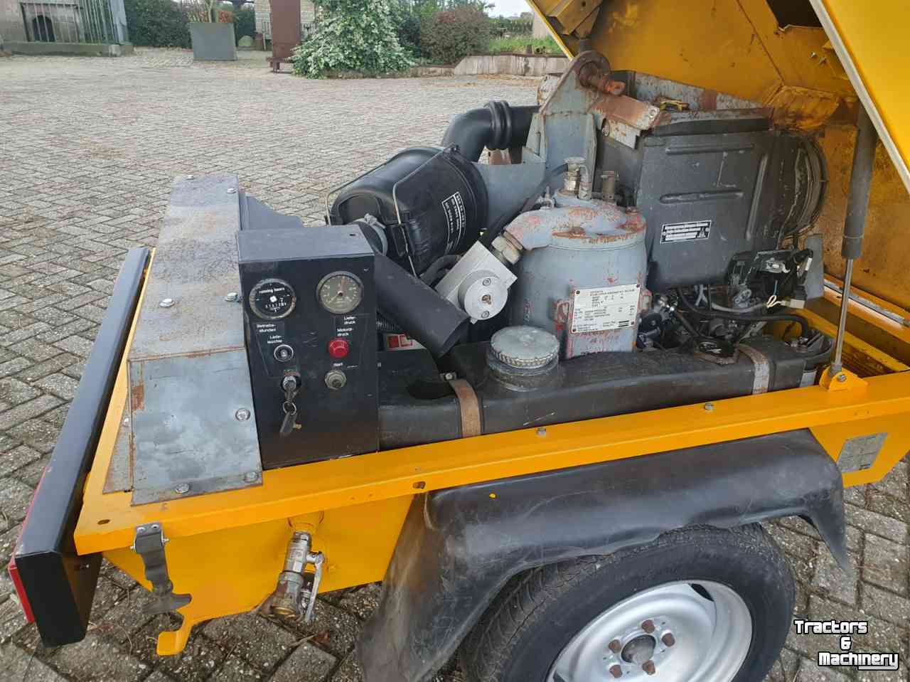 Mobiele compressor Atlas Copco 45