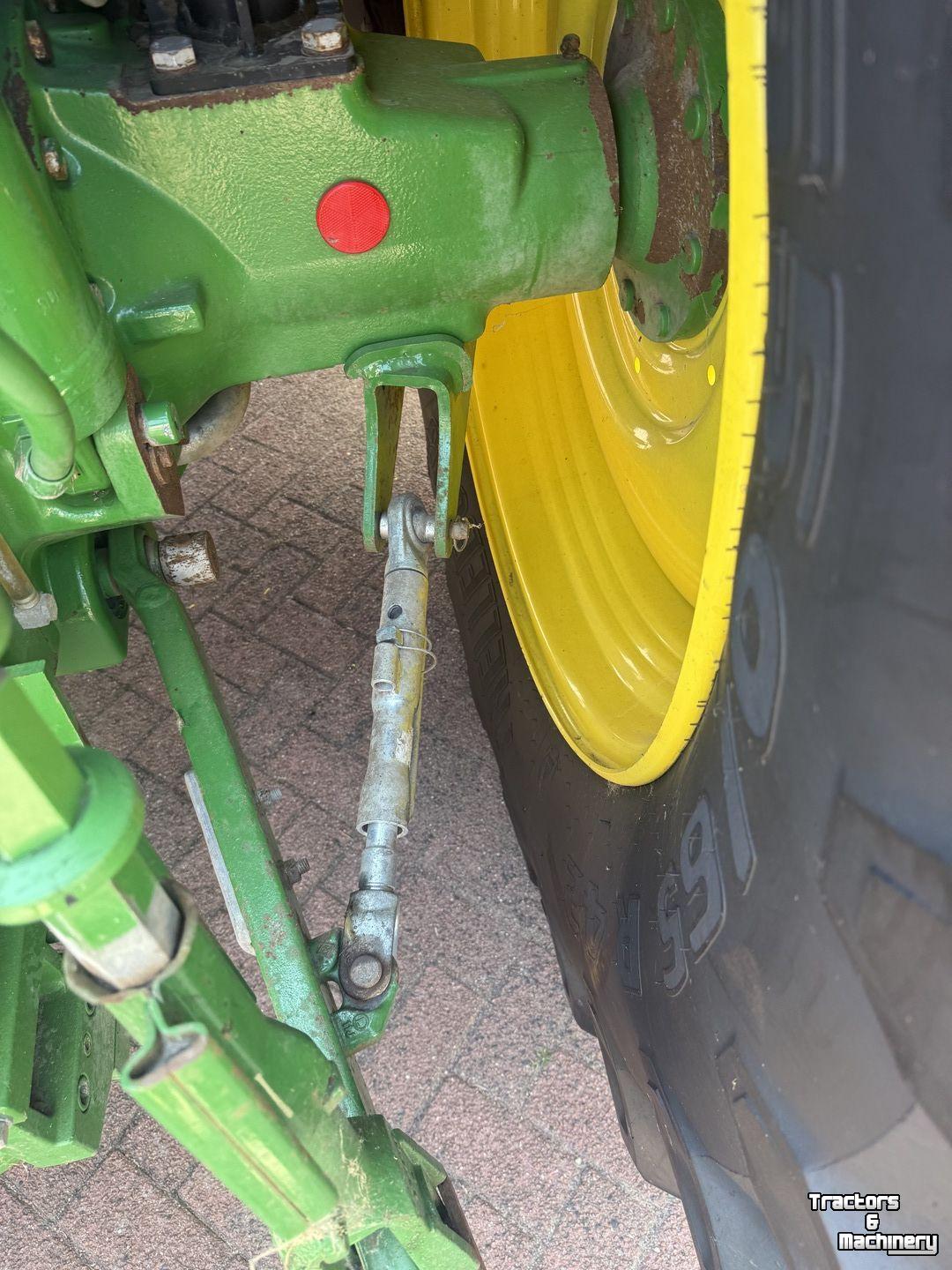 Tractor / Trekker John Deere 6155R