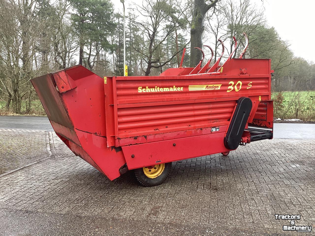 Blokkendoseerwagen Schuitemaker Amigo 30 S