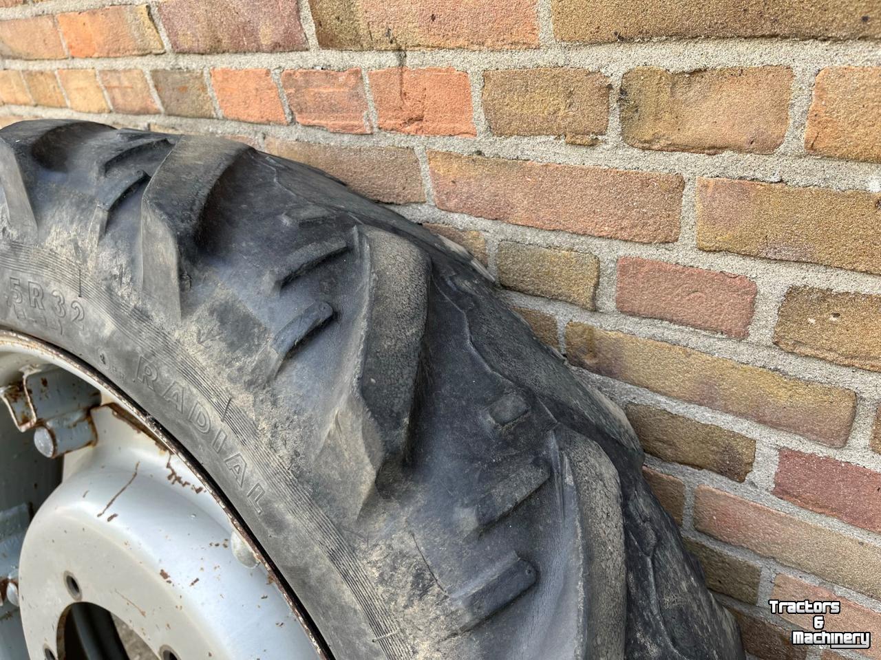 Wielen, Banden, Velgen & Afstandsringen Kleber 9.5R32 EN 12.4R46