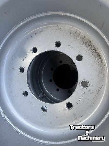 Wielen, Banden, Velgen & Afstandsringen BKT BKT - 500/60R22.5 FL630 op wiel 8 gts ET-50
