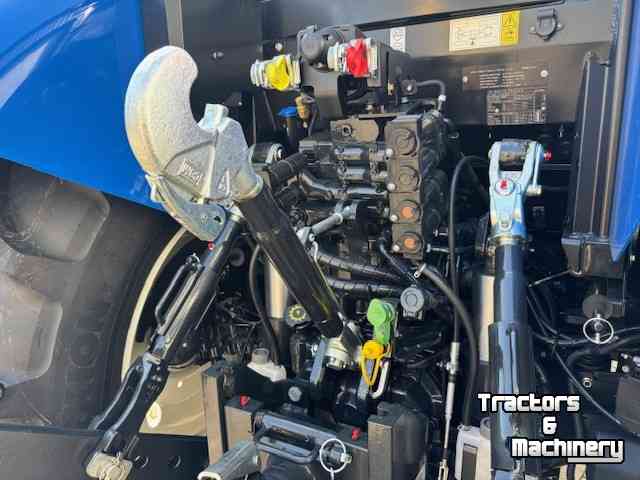 Tractor / Trekker New Holland T6.145 AC