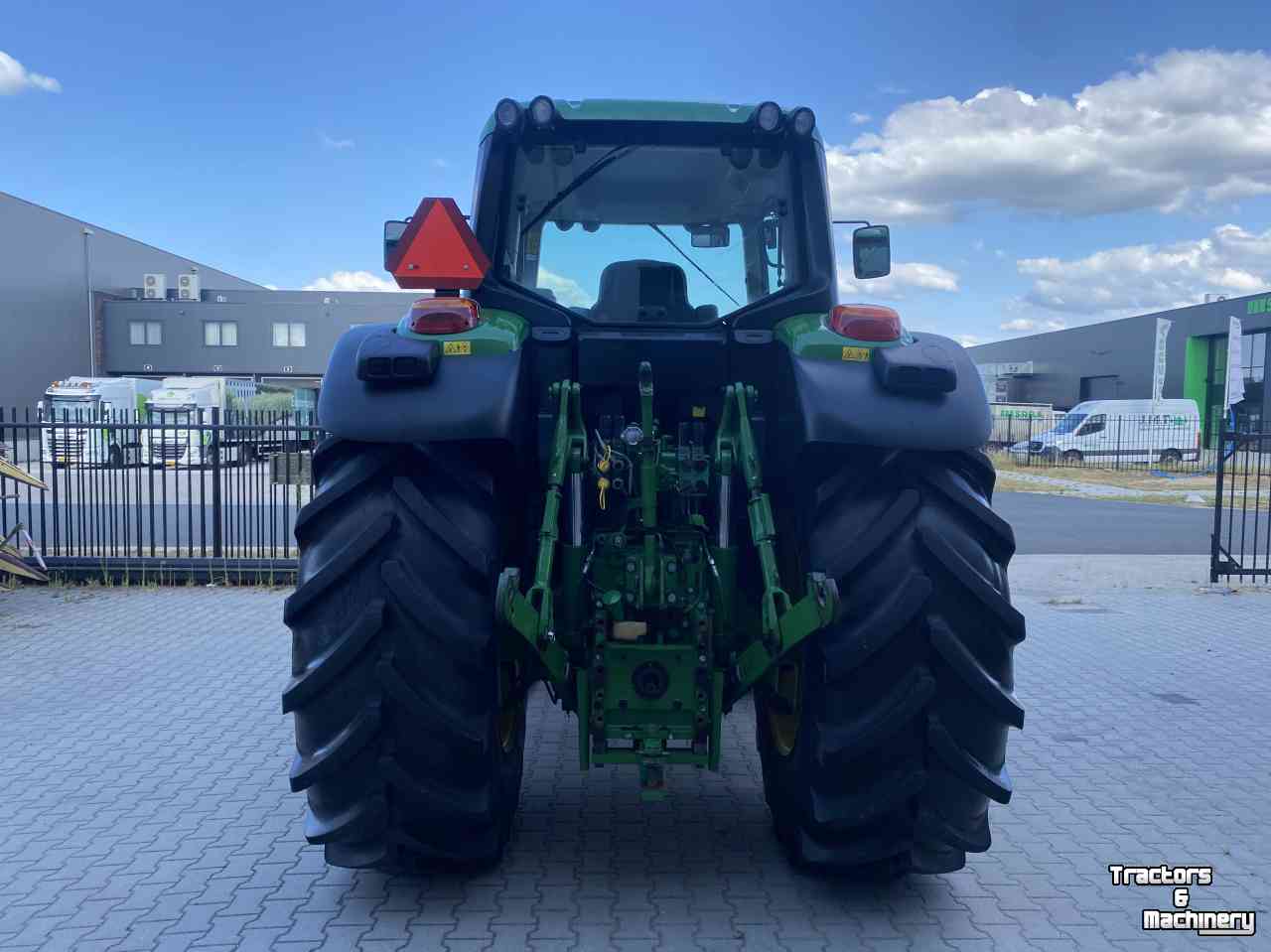 Tractor / Trekker John Deere 6175M
