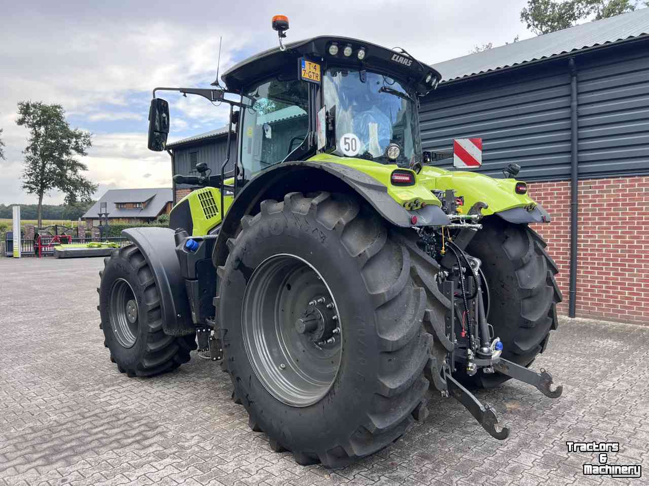 Tractor / Trekker Claas Axion 870
