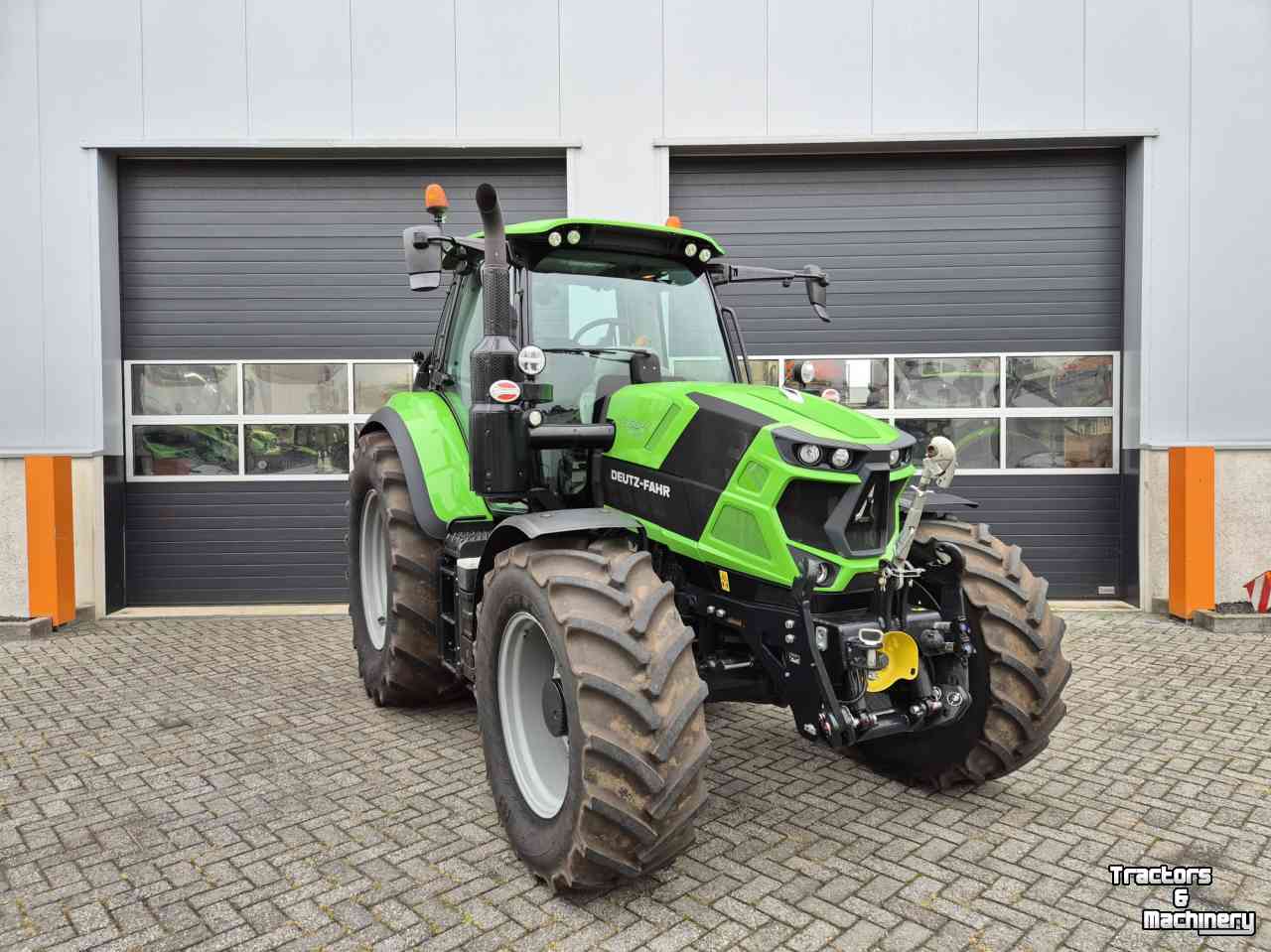 Tractor / Trekker Deutz-Fahr Agrotron 6130.4 RV-Shift