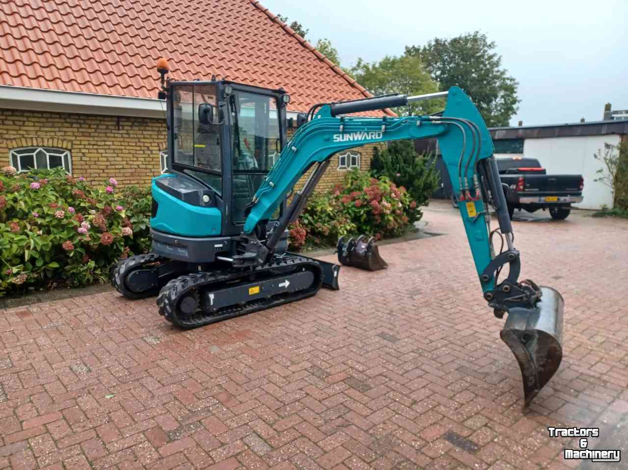 Graafmachine Sunward SWE25UF