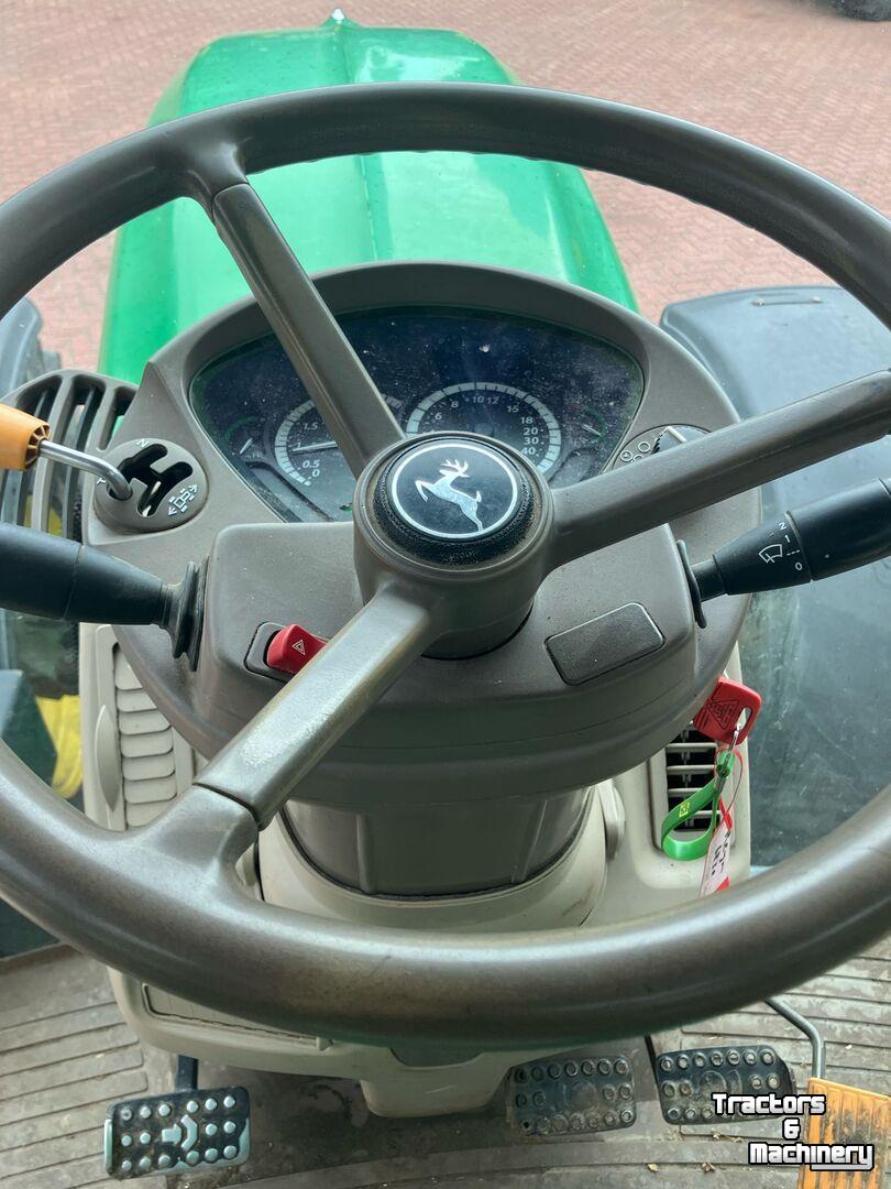 Tractor / Trekker John Deere 6830
