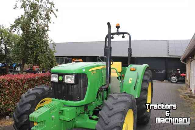 Tractor / Trekker John Deere 5065E 4WD